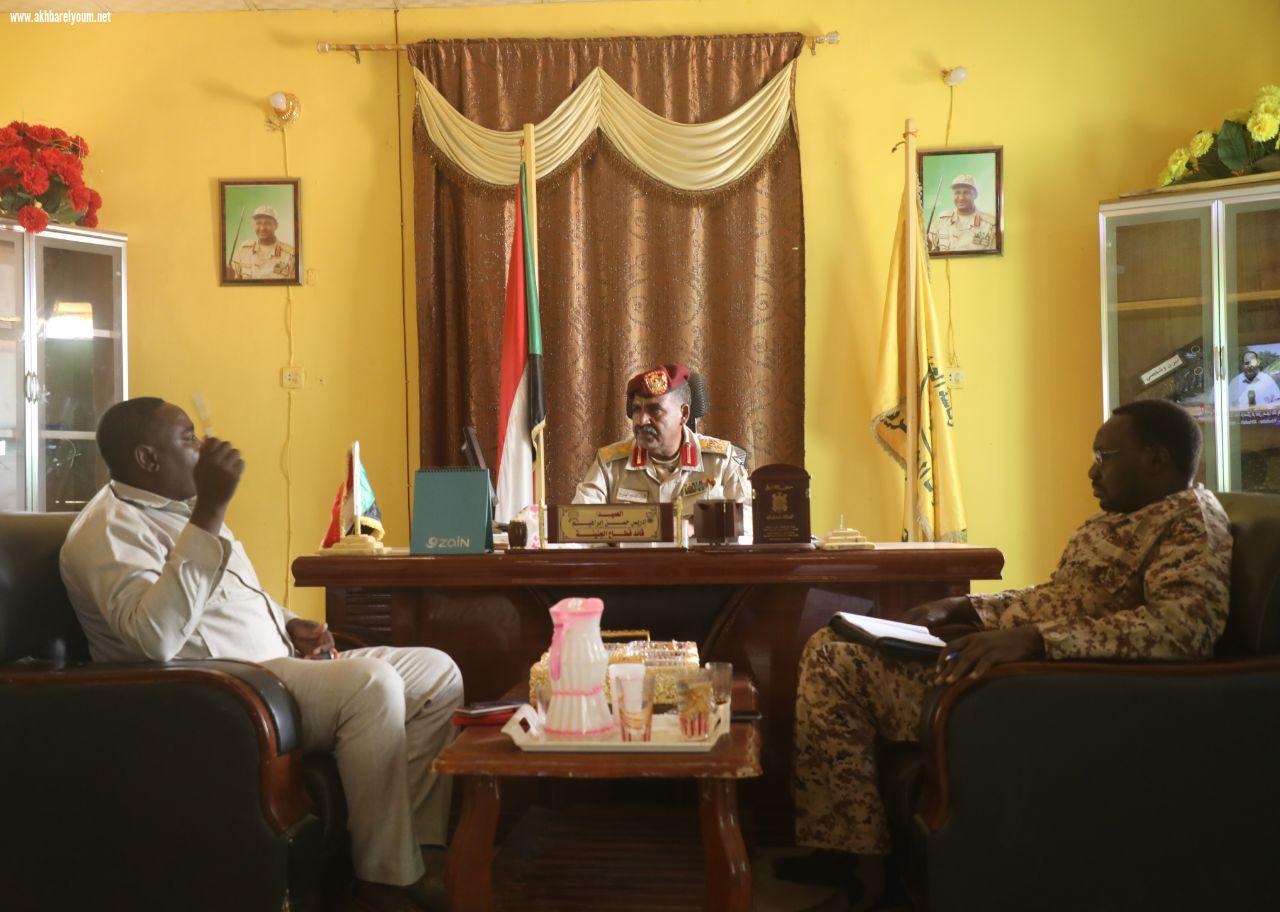 العميد إدريس حسن يدعو الاجهزة الأمنية بغرب دارفور للتعاون في كشف المجرمين