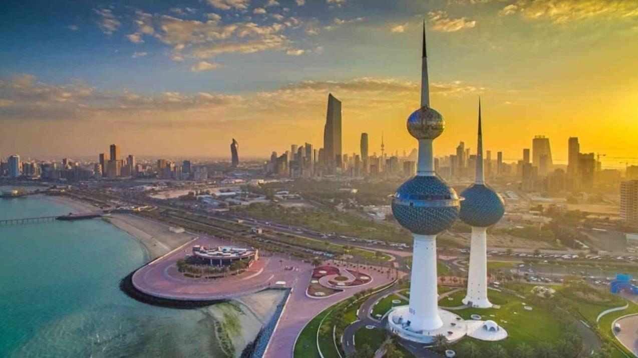 الكويت وقف إصدار جميع سمات الدخول للوافدين باستثناء الأوروبيين