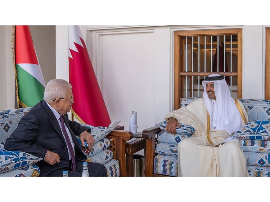 امير قطر  يستقبل الرئيس الفلسطيني